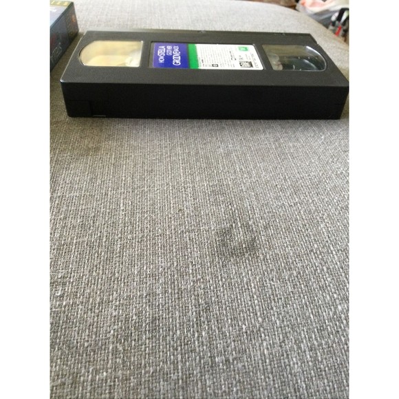 How Stella Got Her Groove Back Starring Angela Bassett VHS Taye Diggs Premiere - Picture 9 of 12